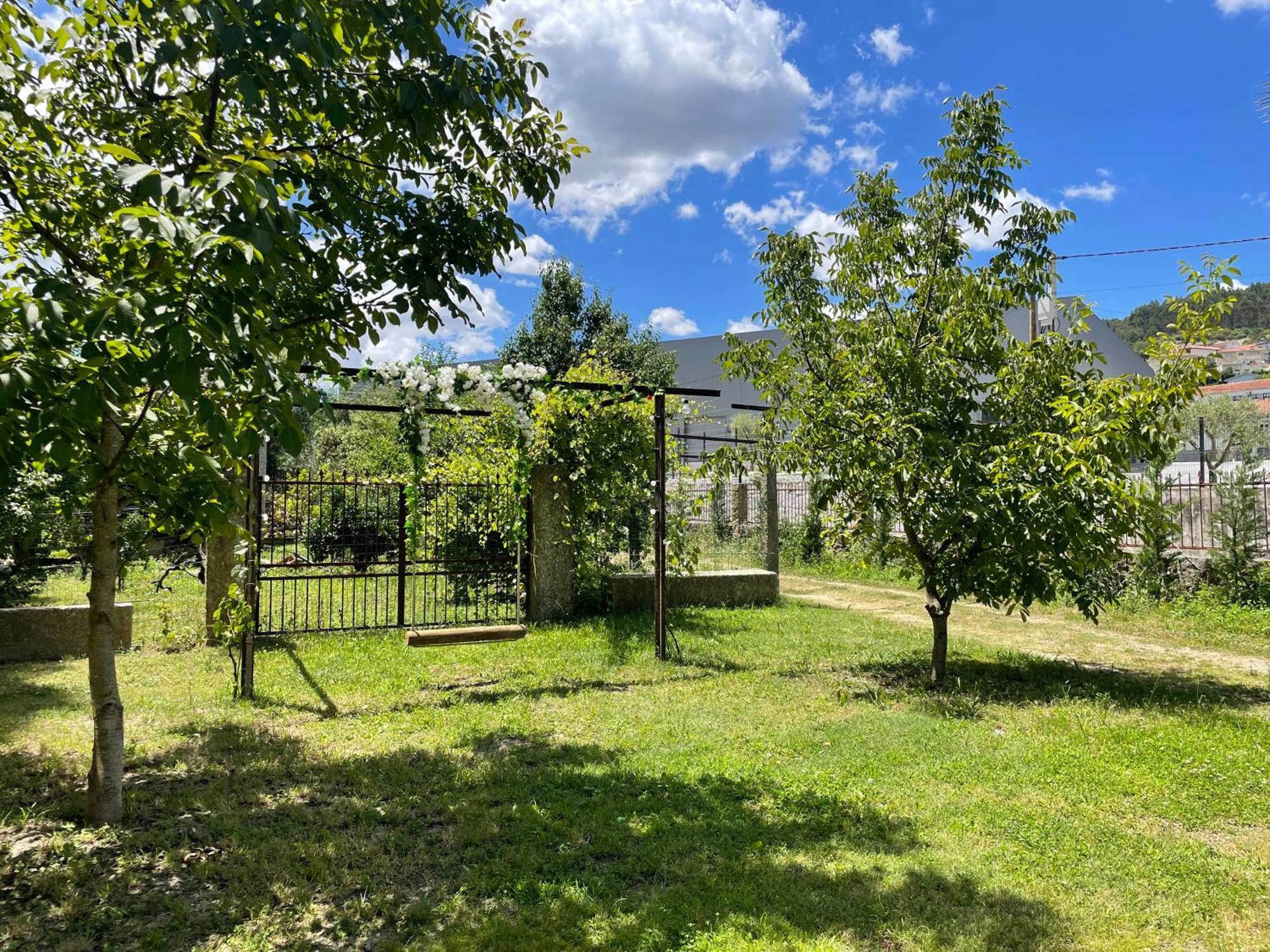 Duas Quintas Areal Guimaraes Exterior photo